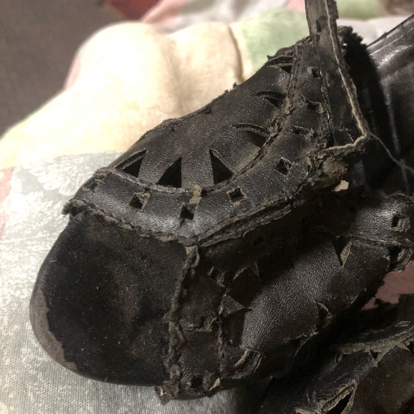 541 Black worn heels platforms size 6 - Picture 2 of 11